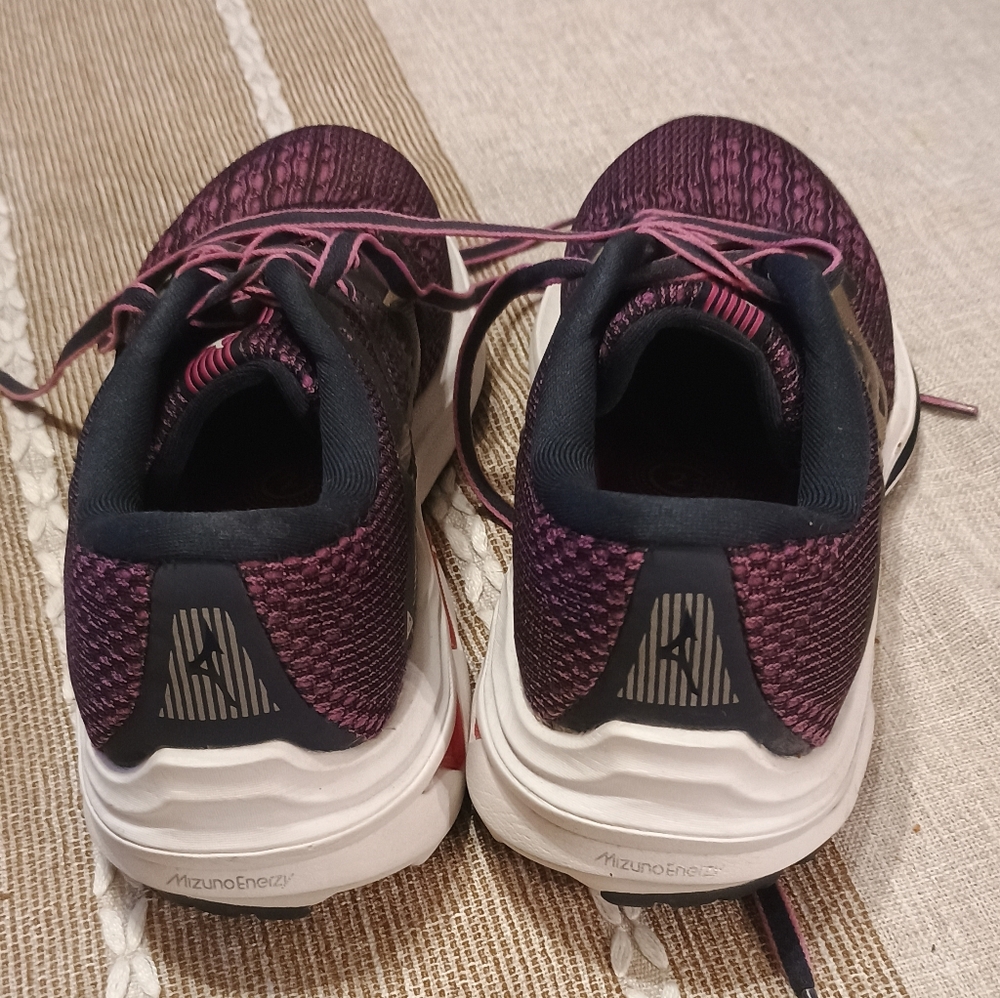 Mizuno Wave Inspire 17 - Picture 3 of 7